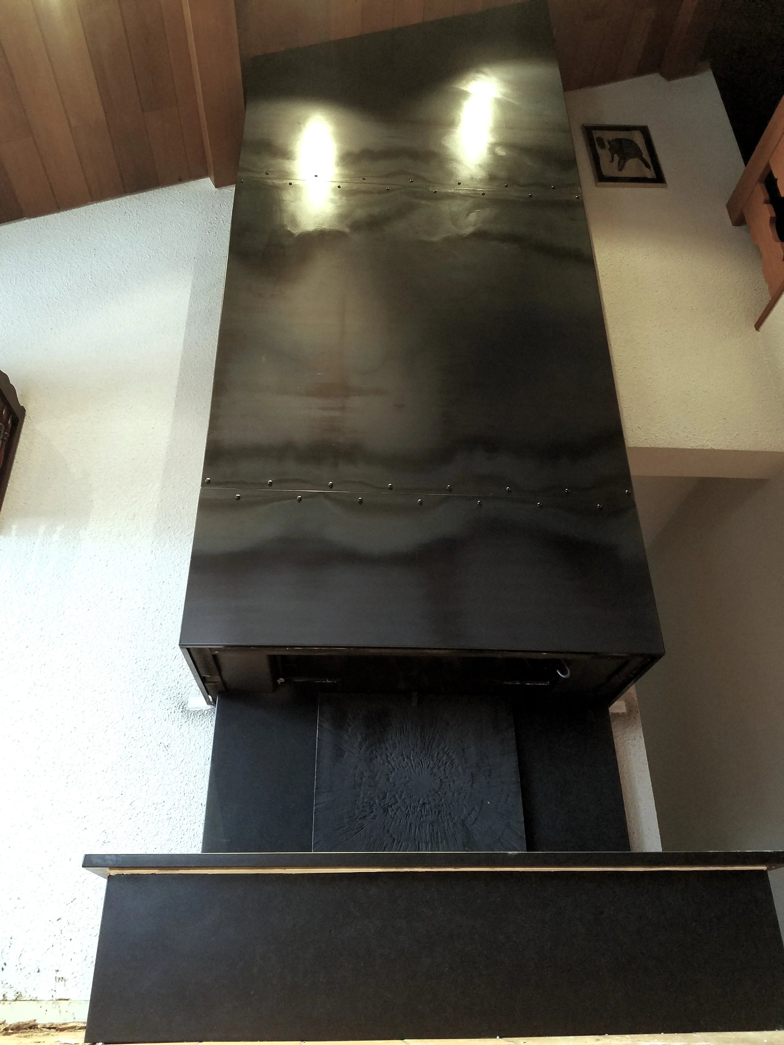 Couverture de cheminée monumentale, Quaix-en-chartreuse (décoration)